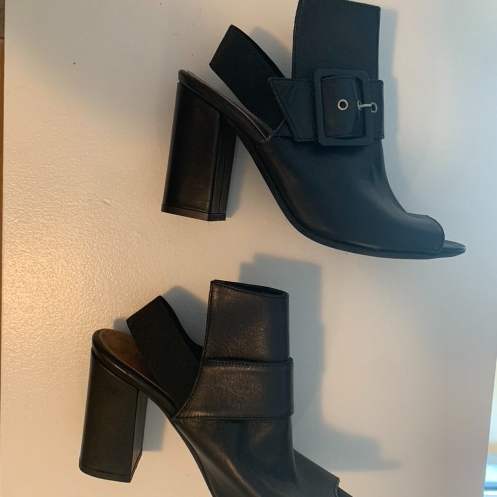 Fabianelli Black Leather Block Heeled Sandal